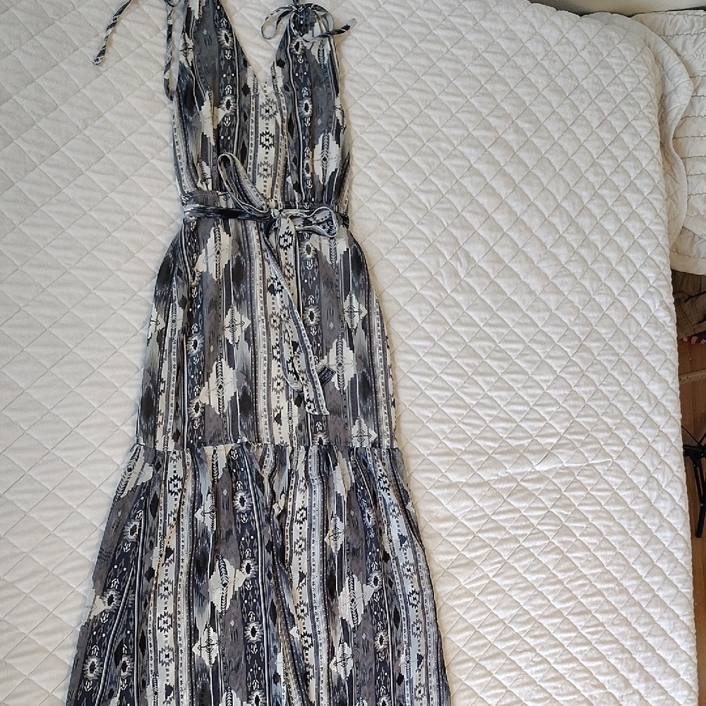 Lulus Silver and Black High Low Sundress with Pleated Slit Size S - Picture 9 of 10